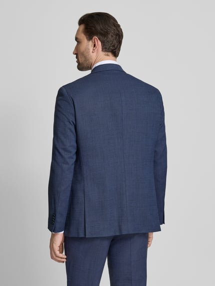 Männermodel trägt Slim Fit 2-Knopen colbert met klepzakken model 'Grant' van Pierre Cardin, blauw, wolmix met stretch, rugaanzicht, context: heren 2-knopen colbert, reverskraag, ruglengte 74 cm, schouderbreedte 46 cm, mouwlengte 65 cm.