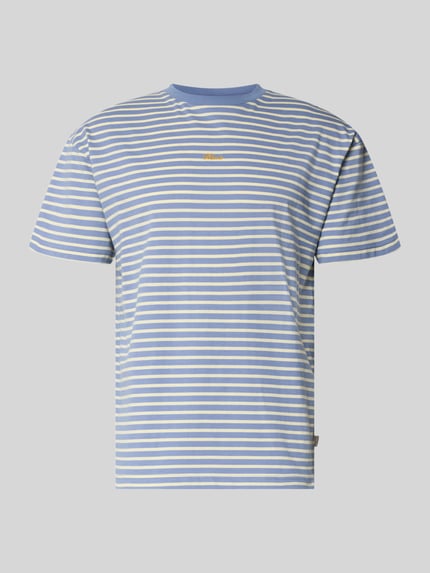 T-Shirt mit Label-Stitching und Rundhalsausschnitt Shop The Look MANNEQUINE