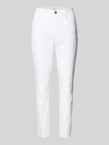 Produktfoto, weiße Slim Fit Jeans mit Eingrifftaschen Modell 'SHAKIRA' von BRAX aus Baumwoll-Lyocell-Mix, Damen Jeans, Vorderansicht.
