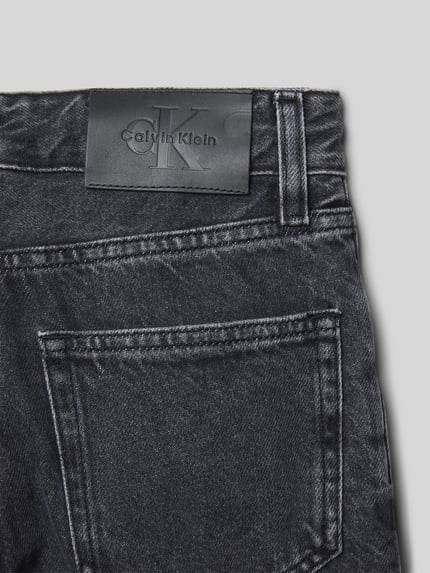 Produktfoto, Jeans mit 5-Pocket-Design von Calvin Klein Jeans in Dunkelblau aus reiner Baumwolle mit Label-Detail, gerader Schnitt