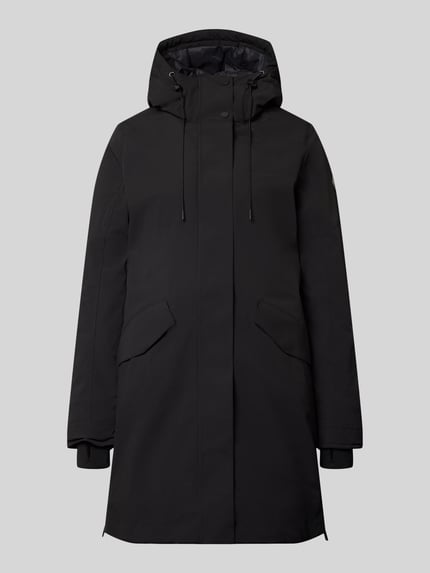 Produktfoto, schwarzer Parka mit Pattentaschen Modell 'PALINA' von Cars Jeans, krój regular fit, Kapuze mit Tunnelzug, Szerokość w rozmiarze S: 52 cm, długość tyłu w rozmiarze S: 88 cm, szerokość ramion w rozmiarze S: 40 cm, długość rękawa w rozmiarze S: 68 cm