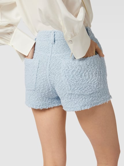 Iro Shorts in Bouclé-Optik Hellblau 3