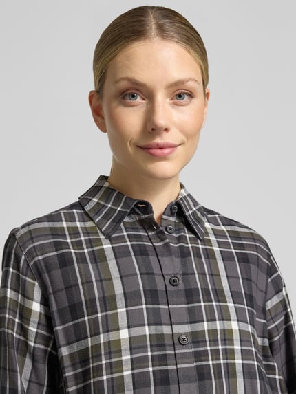 s.Oliver RED LABEL Knielanges Kleid mit durchgehender Knopfleiste Mittelgrau 3