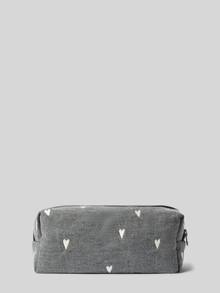 Produktfoto, Fanny Pack aus reiner Baumwolle mit Logo-Patch von Studio Noos, Główna przegroda z zamkiem błyskawicznym, naszywka z logo, wyhaftowany motywem na całej powierzchni, szerokość w rozmiarze 1: 24 cm, długość w rozmiarze 1: 11 cm, głębokość w rozmiarze 1: 9 cm, kolor szary z białymi wzorami, bawełna