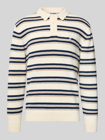 Strickpullover mit Polokragen in Bouclé-Optik Shop The Look MANNEQUINE