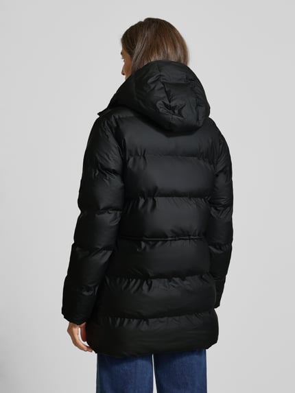 Rains Steppjacke mit Eingrifftaschen Modell 'Alta Long' Black 5