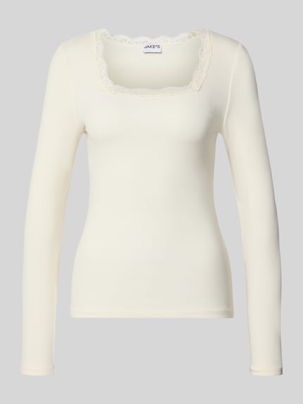 Produktfoto, Slim Fit Langarmshirt aus Baumwoll-Mix von Jake*s Casual in Creme mit geripptem Stoff und Spitzenkante am Ausschnitt