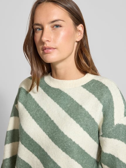 VERO MODA Regular Fit Strickpullover mit überschnittenen Schultern Modell 'LARA' Schilf 3