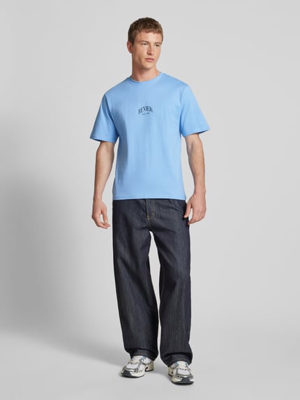 REVIEW T-Shirt mit Label-Print Hellblau 1