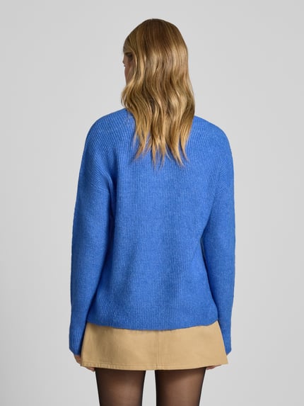 ONLY Sweter z dzianiny o kroju regular fit z dekoltem w serek model ‘CAMILLA’ Niebieski melanż 5