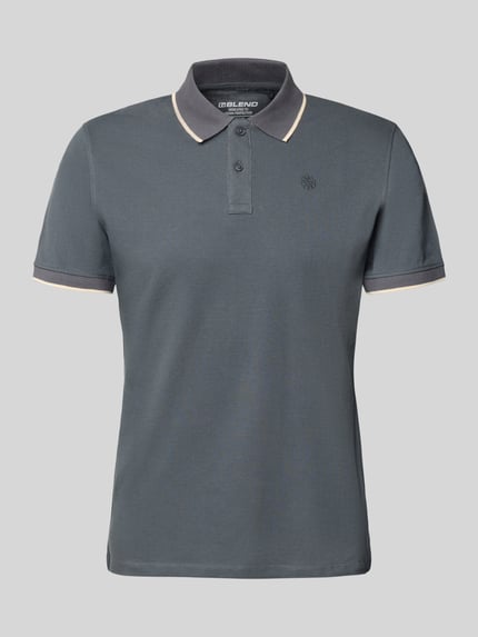 Produktfoto, Regular Fit Poloshirt mit Logo-Stitching Modell 'Hedin' von Blend in Grau aus reiner Baumwolle, kurzärmeliges Design