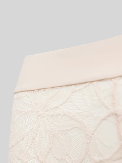 Triumph Hipster, model 'Body Makeup Illusion Lace' Beige - 2