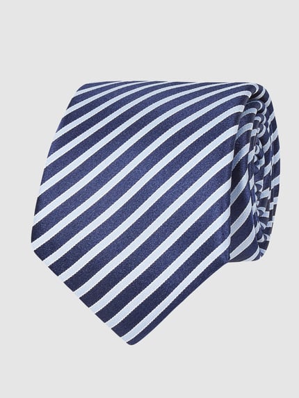 Produktfoto, Krawatte aus Seide van Willen in klassiek model met blauw-wit gestreept patroon, breedte 7 cm, pure zijde textuur