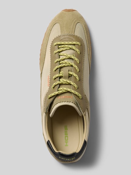 Productfoto, Sneaker aus echtem Leder Modell 'Bridge' van HOFF voor heren, afgerond model met vetersluiting, contrastgarnering, gestructureerde zool, hakhoogte maat 44: 2 cm, schachthoogte maat 44: 9 cm, schachtbreedte maat 44: 10 cm, kleurenmix beige, groen en oranje, glad leer met suède-textuur