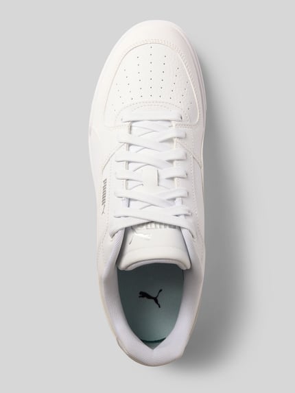 Produktfoto, Sneaker mit Label-Prägung Modell 'Caven III' von PUMA, Herren Sneaker, weiß, glatte Oberfläche, klare Linien, feine Lochmuster