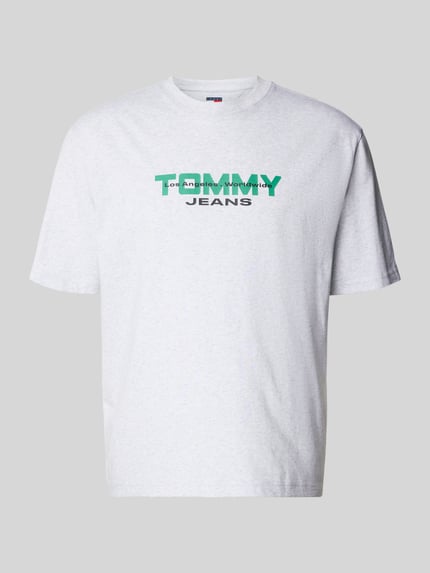 Produktfoto, Regular Fit T-Shirt aus reiner Baumwolle von Tommy Jeans, Optik: Unifarben, Label-Schriftzug, Rundhals, Kurzarm, gerade, Webware, Herren T-Shirt