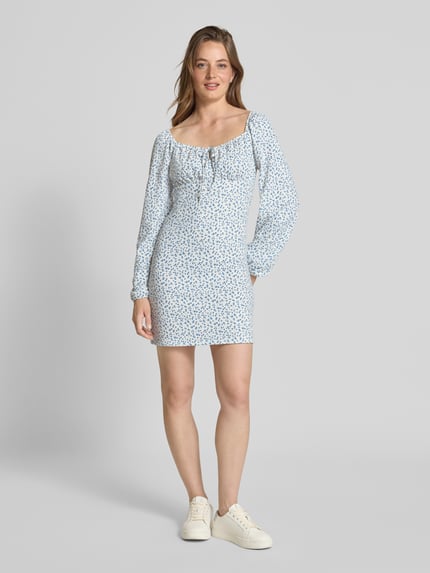 ONLY Getailleerde mini-jurk met structuurmotief, model 'HILLARY' Offwhite - 1
