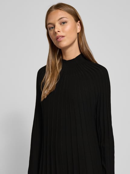 Christian Berg Woman Selection Knielanges Stickkleid mit Strukturmuster Black 3