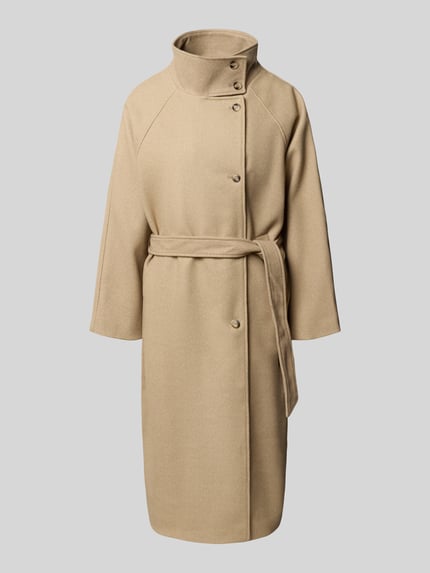 Produktfoto, Mantel mit Bindegürtel von PIECES in Beige, unifarben, strukturierte Oberfläche, Zierknöpfe, Stehkragen, Longline-Länge, Regular Fit