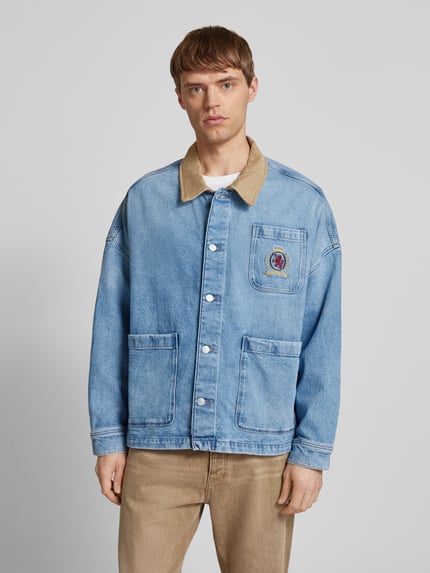 Tommy Jeans Relaxed Fit Jeansjacke mit Kontrast-Kragen Hellblau 4