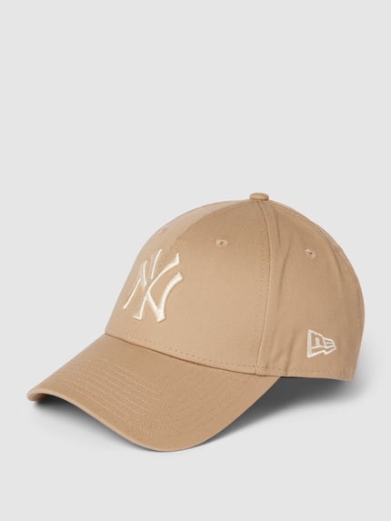New Era Basecap mit Logo-Stitching Modell 'LEAGUE ESSENTIAL 9FORTY®' Camel 1