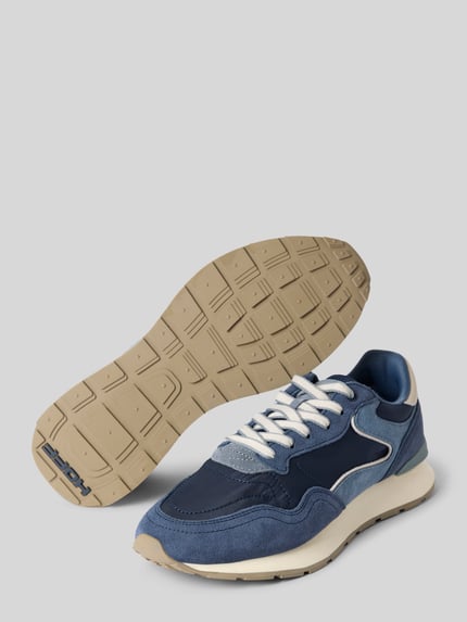 Produktfoto, Sneaker mit Logo-Prägung Modell 'City' von HOFF, blau-beige Töne, abgerundete Passform, profilierte Sohle, Schnürverschluss