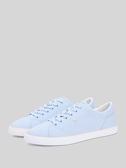 Produktfoto, Low Top Sneaker aus Canvas von Tommy Hilfiger, niebieski, zaokrąglony czubek, płaski obcas, sznurowane, logo, bawełna