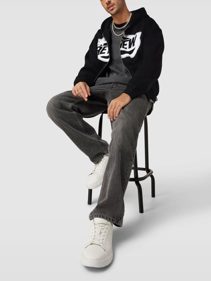 REVIEW Sweatjacke mit Label-Print Black 1