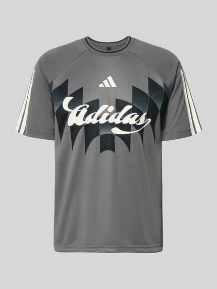 T-shirt o kroju regular fit z nadrukiem z logo Shop The Look MANNEQUINE