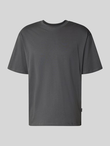 Produktfoto, Oversized T-Shirt Modell 'FISHER' von Blend, bawełna, kolor ciemnoszary, dekolt okrągły, długość pleców 72 cm w rozm. M