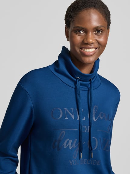 Soyaconcept Bluza ze stójką i tunelem model ‘BANU’ Królewski niebieski 3