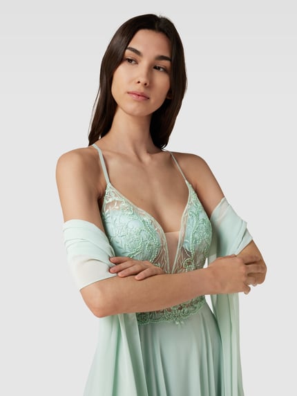 LUXUAR FASHION Abendkleid mit floraler Spitze Gruen 3