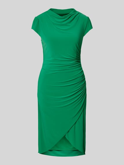 Adrianna Papell Cocktailkleid mit seitlicher Raffung Gruen 2