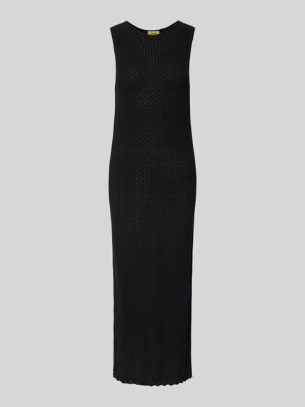 Produktfoto, Maxikleid mit Rundhalsausschnitt Modell 'ZURI' von JJXX in Schwarz, schmale Passform, Baumwolle, feine Struktur, ganze Vorderansicht