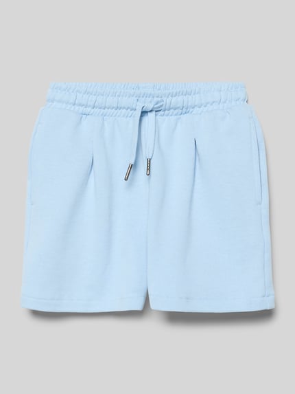 Produktfoto, Regular Fit Sweatshorts mit Logo-Patch van Garcia voor kinderen, puur katoen, elastische band met tunnelkoord, steekzakken, achterzak, bandwijdte maat 140: 29 cm, binnenbeenlengte maat 140: 8 cm, lichtblauw, zachte textuur, rechte pijpen