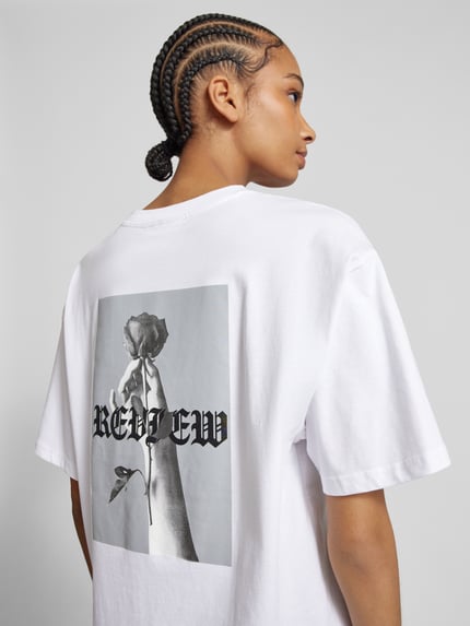 REVIEW Oversized T-Shirt mit Label-Print Weiss 3