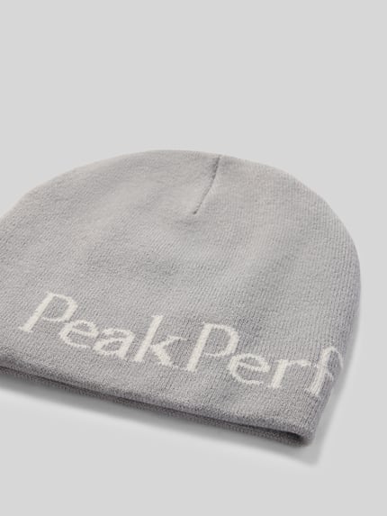 Peak Performance Mütze mit Logo Schriftzug Silber 2