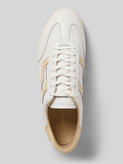 Productfoto, Sneaker uit echt leer met logo-detail model 'Cuzmo' van Gant, afgeronde pasvorm, geprofileerde zool, witte en beige tinten