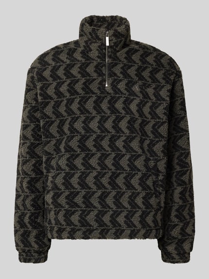 Produktfoto, Fleecepullover mit Stehkragen und Reißverschluss von KARL KANI im Regular-Fit Allover-Look, Logo, strukturierte Oberfläche, Herren, Rückenlänge 70 cm, Ärmellänge 66 cm