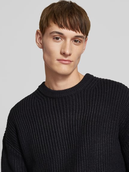REVIEW Sweter z dzianiny z okrągłym dekoltem Czarny 3