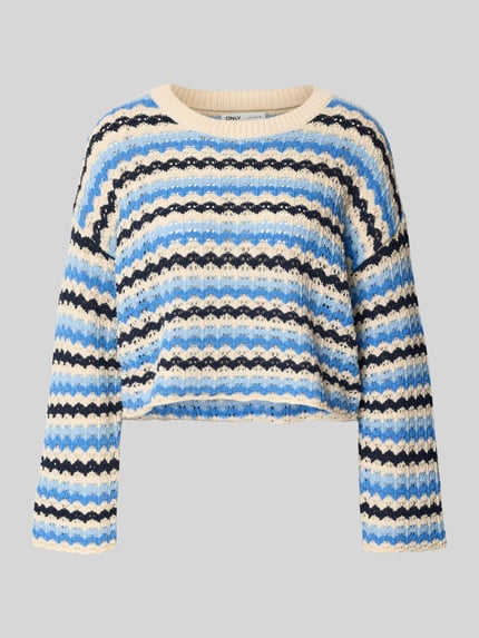 Produktfoto, Regular Fit Strickpullover aus Baumwoll-Mix Modell 'ASA' von ONLY, krój regular fit, wzór w paski, ażurowy wzór, mieszanka bawełny, kolory: biały, niebieski, czarny, faliste paski, skrócony krój, faliste wykończenie, okrągły dekolt
