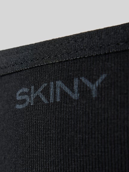 Produktfoto, schwarze Slips aus Baumwoll-Mix mit feiner Rippstruktur und hellem Logo-Print, Slips aus Baumwoll-Mix mit Logo-Print im 3er-Pack von SKINY, Damen Slip, elastischer Stoff, Slim Fit