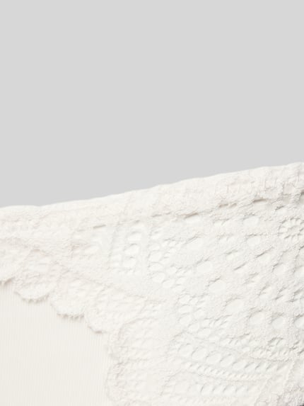 SKINY String met kant Offwhite - 2