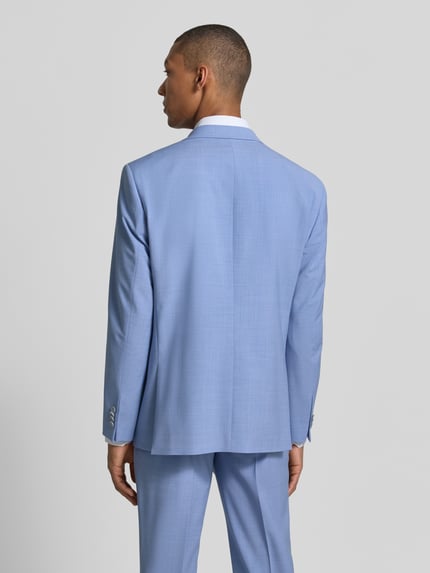 Männermodel trägt Sakko mit Pattentaschen und Reverskragen von HECHTER PARIS in Hellblau, Material-Mix mit Schafwolle-Anteil, Regular-Fit, Knopfverschluss, Brustleistentasche, Label-Detail, Rückenlänge 74 cm, Schulterbreite 41 cm, Ärmellänge 63 cm, Ganzkörperansicht Rückansicht.