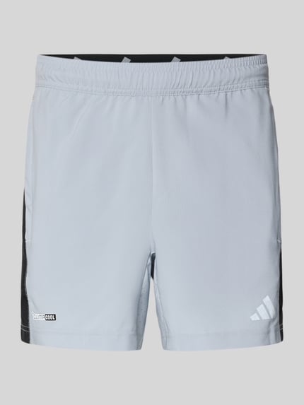 adidas Training Szorty sportowe w kroju regular fit z szybkoschnącego materiału Średnioszary 2