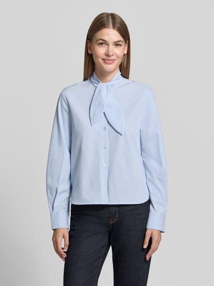 Christian Berg Woman Selection Regular Fit Bluse aus Viskose-Mix mit Schluppe Hellblau 4