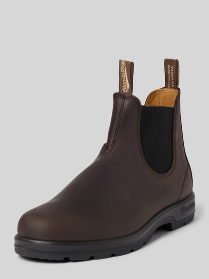 Produktfoto, Boots aus Leder mit elastischen Einsätzen von Blundstone, braune natürliche skóra, zakładana przez głowę, zaokrąglony czubek, detal z logo, Wysokość obcasa 3 cm, Wysokość cholewki 15 cm, Szerokość w rozmiarze 44: 10 cm.
