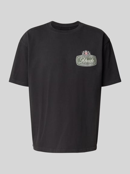 Produktfoto, schwarzes T-Shirt mit Label-Print von RHUDE aus reiner Baumwolle, lockerer Schnitt, Rundhalsausschnitt, glatte Textur