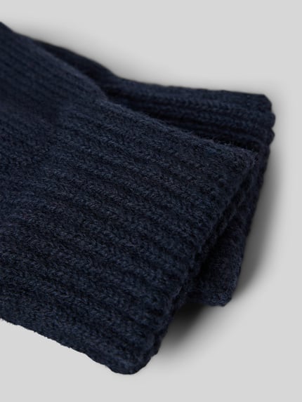 Barbour Schal mit Strickhandschuhen im 2-teiligen Set Rot 2