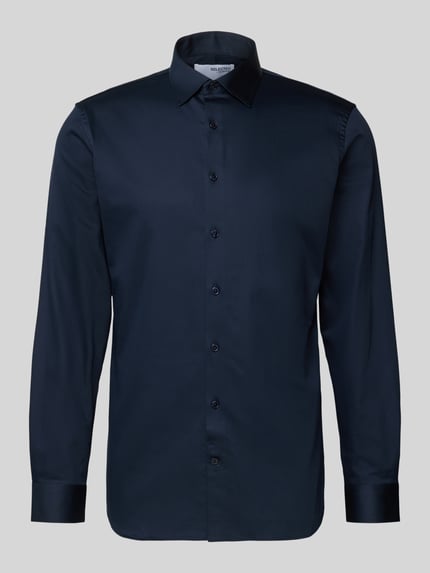 Produktfoto, dunkelblaues Slim Fit Businesshemd aus Baumwoll-Mix Modell 'FILIP' von Selected Homme, glatte Textur, klarer Schnitt
